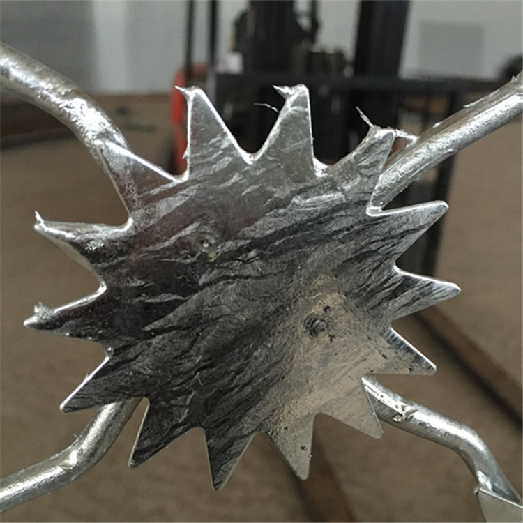 監(jiān)獄鋼網(wǎng)墻--梅花刺隔離網(wǎng)案例展示圖片2 監(jiān)獄鋼網(wǎng)墻--梅花刺隔離網(wǎng)案例展示圖片2